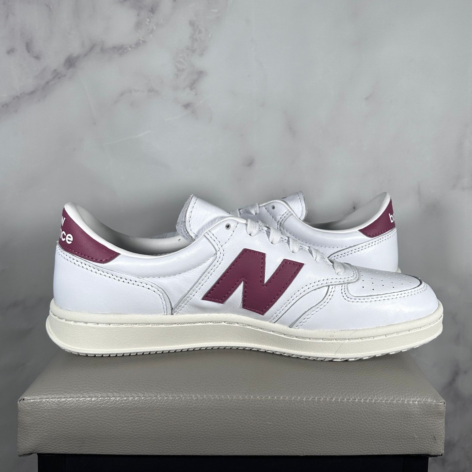 New Balance T500 Court White/Red Size US 11.5 / EU 44-45 - 9 Thumbnail