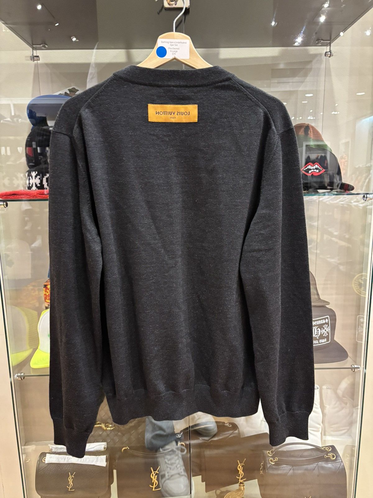 Louis Vuitton Louis Vuitton Wool Knit Employee Sweater Size US M / EU 48-50 / 2 - 2 Thumbnail