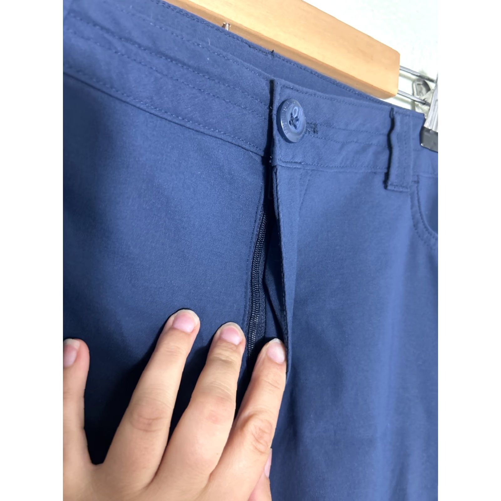 Eddie Bauer Eddie Bauer Womens Cropped Cargo Pants Nylon 36x21 Navy Blue Size 16 Womens Mens Girls not applicable Size 38" / US 16 / IT 52 - 6 Thumbnail