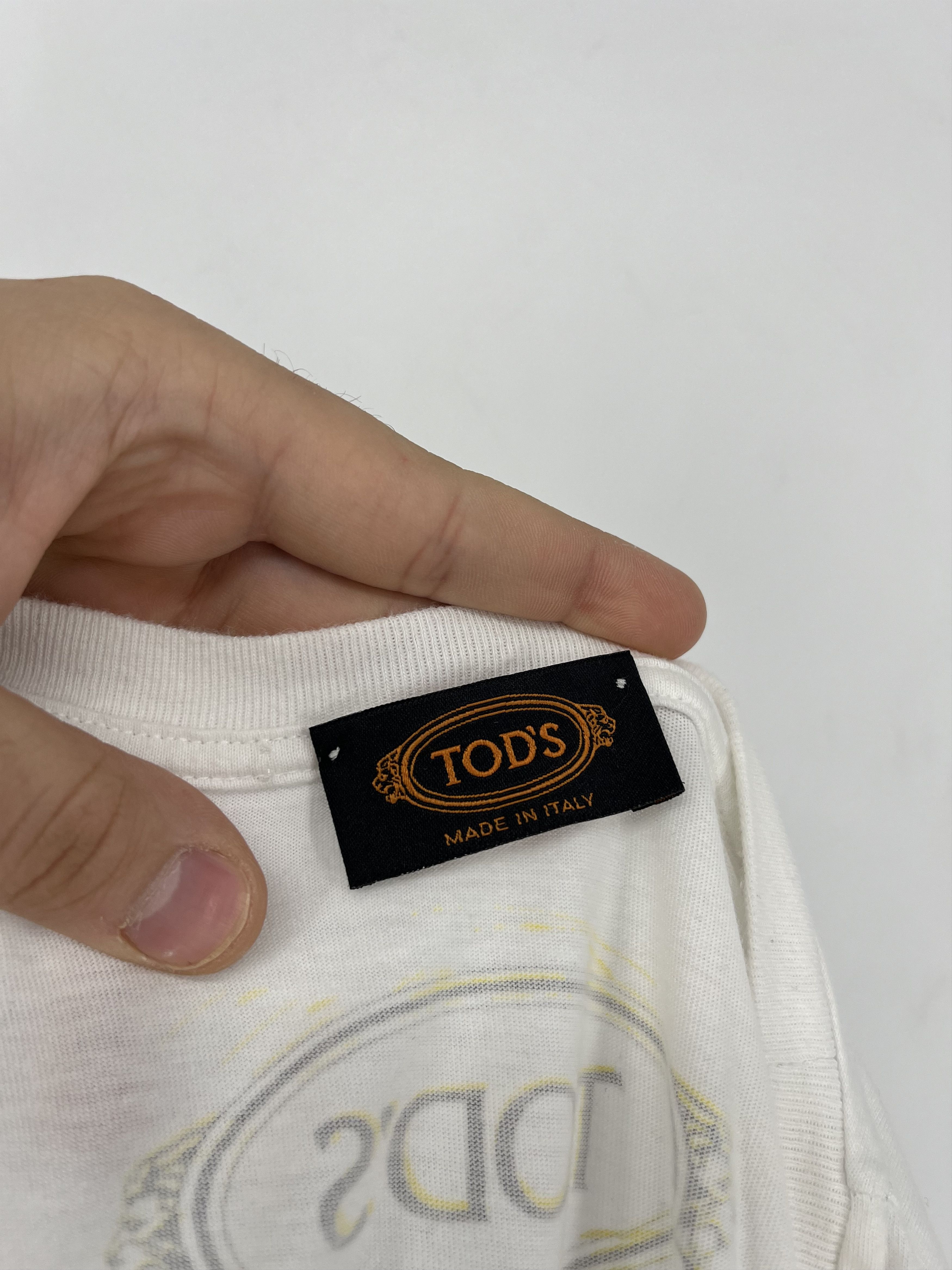 Tod's Vintage Tod's Luxyry Tshirt Luxury Style Size US M / EU 48-50 / 2 - 7 Thumbnail