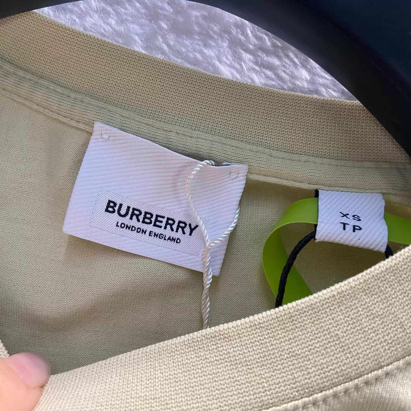 Burberry Burberry Logo Short Sleeve XS 95 New Size XS / US 0-2 / IT 36-38 - 4 Thumbnail