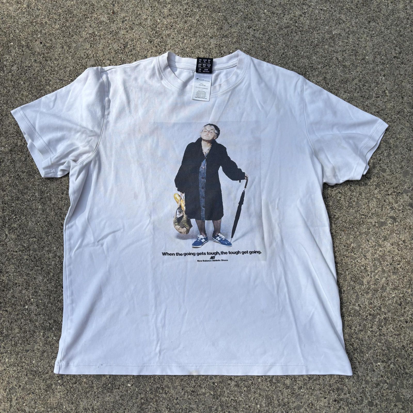 New Balance New Balance Graphic Tee - XL Size US XL / EU 56 / 4 - 1 Thumbnail