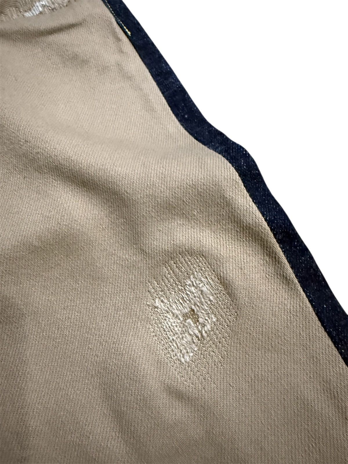 KOJIMA GENES KOJIMA GENES TWO TONES DISTRESSED JEANS Size US 41 - 9 Thumbnail