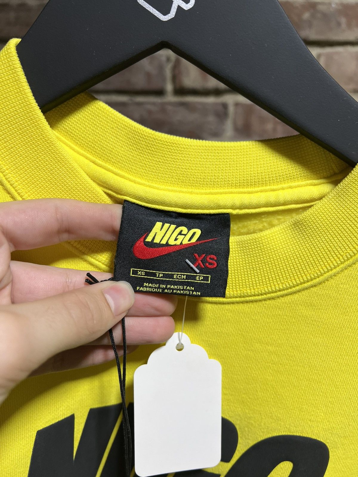 Nigo × Nike Nigo x Nike Yellow Fleece Crewneck Size US XS / EU 42 / 0 - 3 Thumbnail