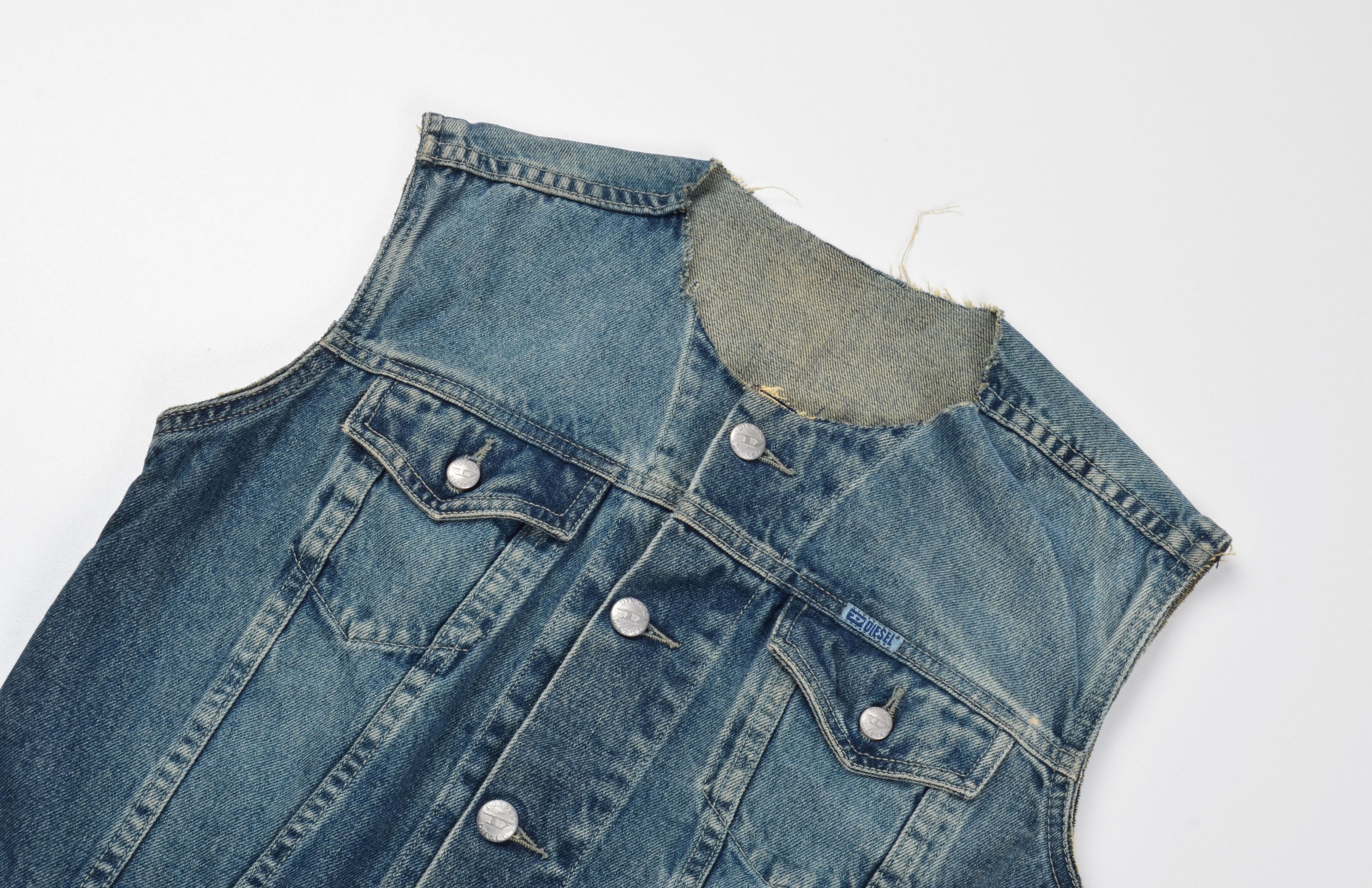 Diesel Vintage Diesel Y2K Grunge Punk Raw Neck Faded Denim Vest Size S / US 4 / IT 40 - 5 Thumbnail