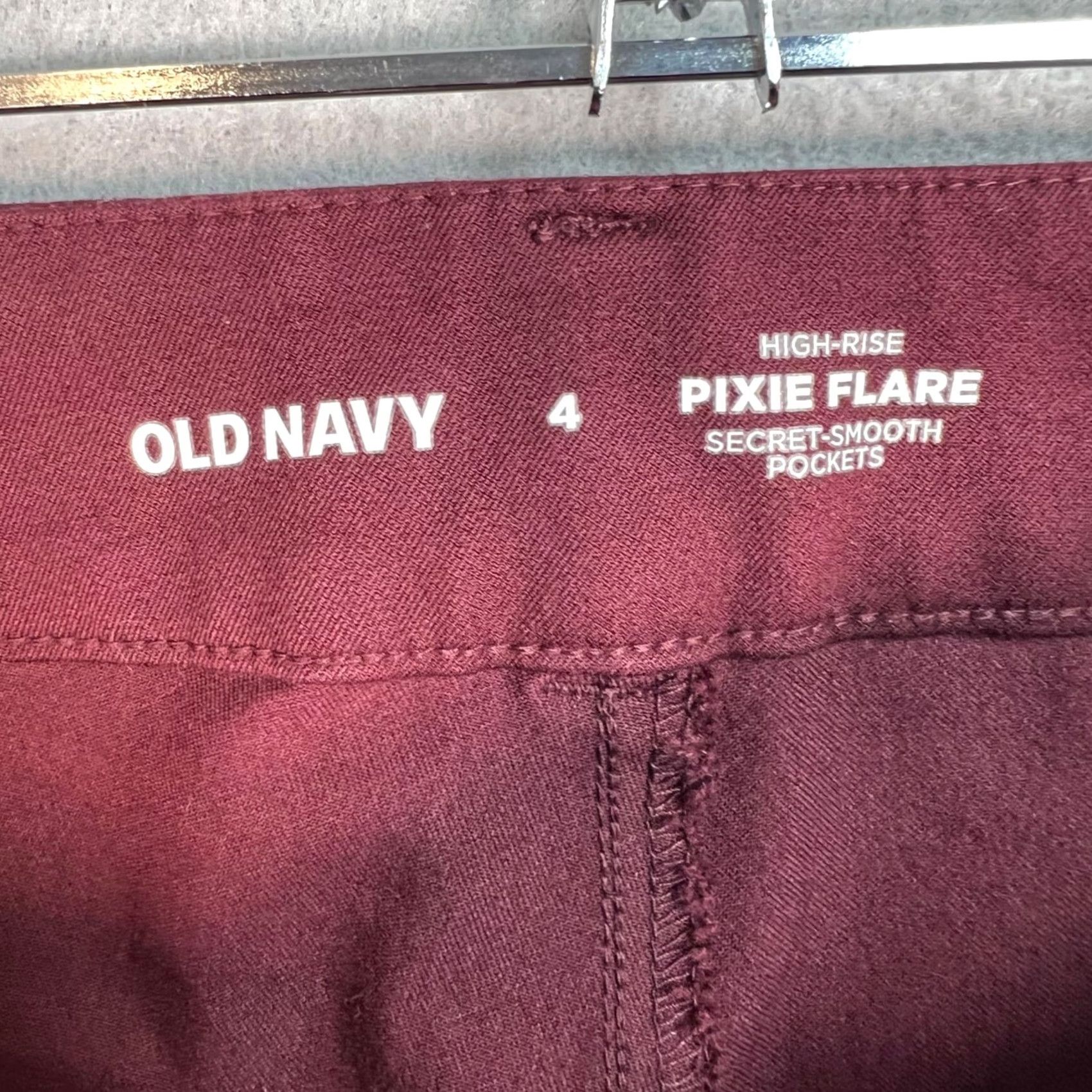 Old Navy Old Navy Womens High-Rise Pixie Flare Pants Size 4 Burgundy Size 27" / US 4 / IT 40 - 3 Thumbnail