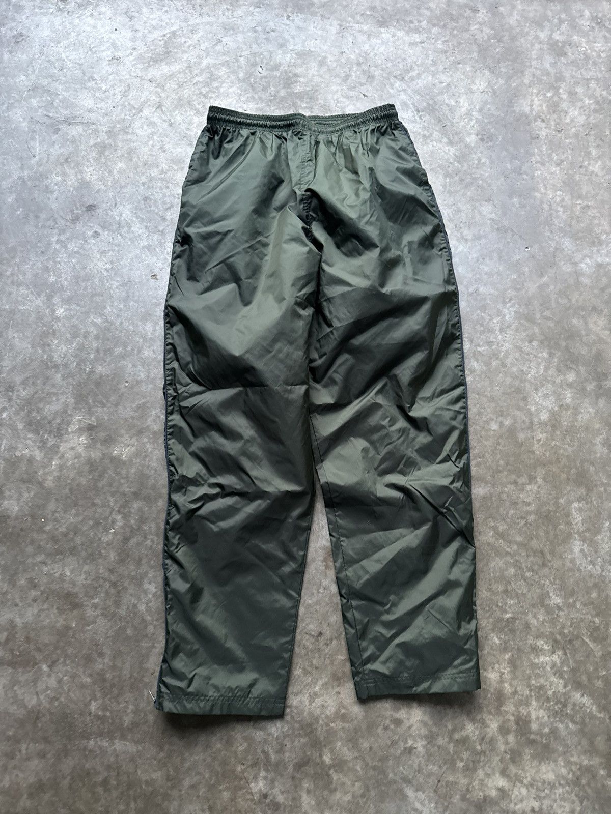 Nike × Vintage Vintage 90’s/Y2K Forest Green Track Pants Nylon Drill Size US 30 / EU 46 - 2 Thumbnail