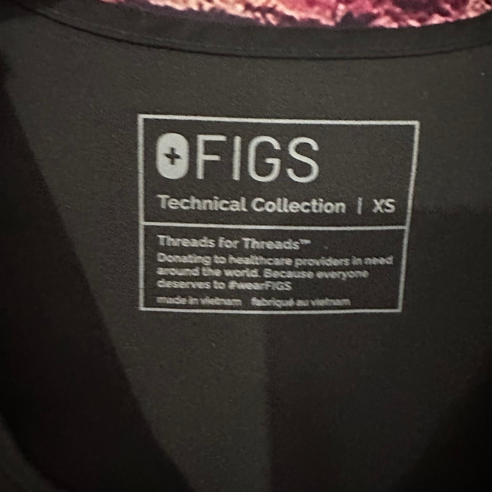 Other Black Figs scrub top Size 27" / US 4 / IT 40 - 3 Thumbnail