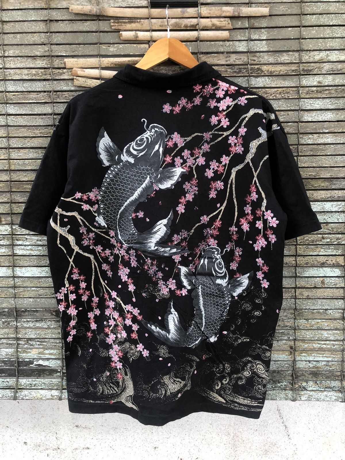 Japanese Brand × Vintage Rare Vintage OVP Japanese Sukajan Koi Fish Polo Tee Size US XL / EU 56 / 4 - 1 Thumbnail