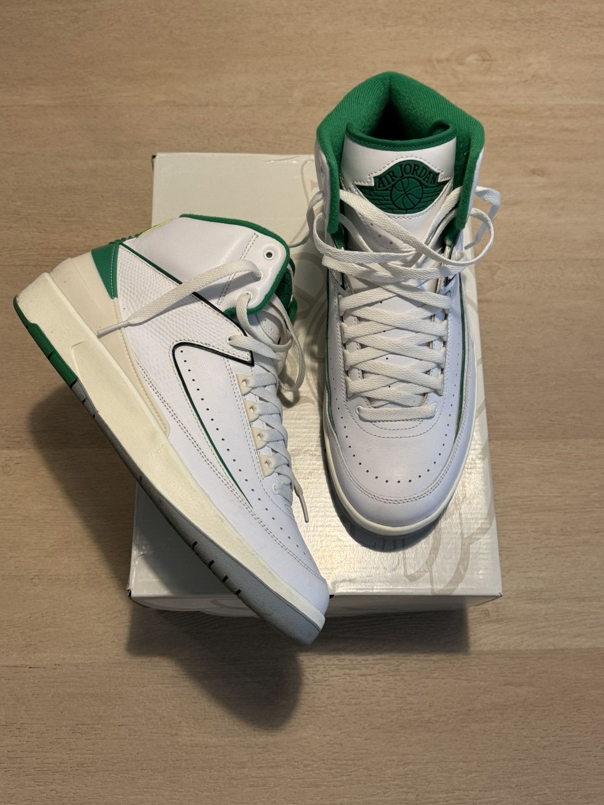 Jordan Brand AIR JORDAN 2 LUCKY GREEN🍀 Size US 11 / EU 44 - 1 Thumbnail