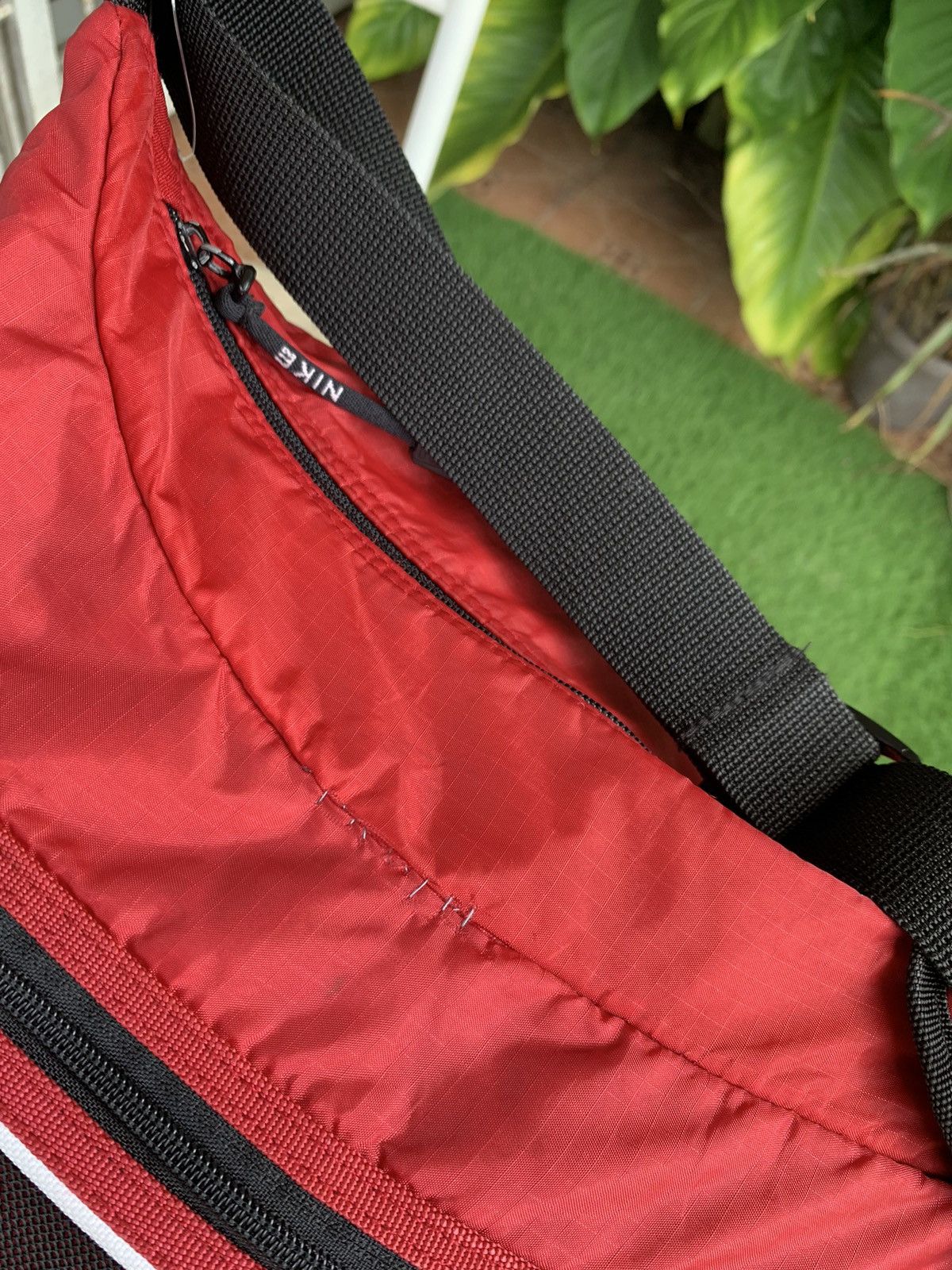 Nike × Vintage Rarely Vintage NIKE SLING BAG Size ONE SIZE - 7 Thumbnail