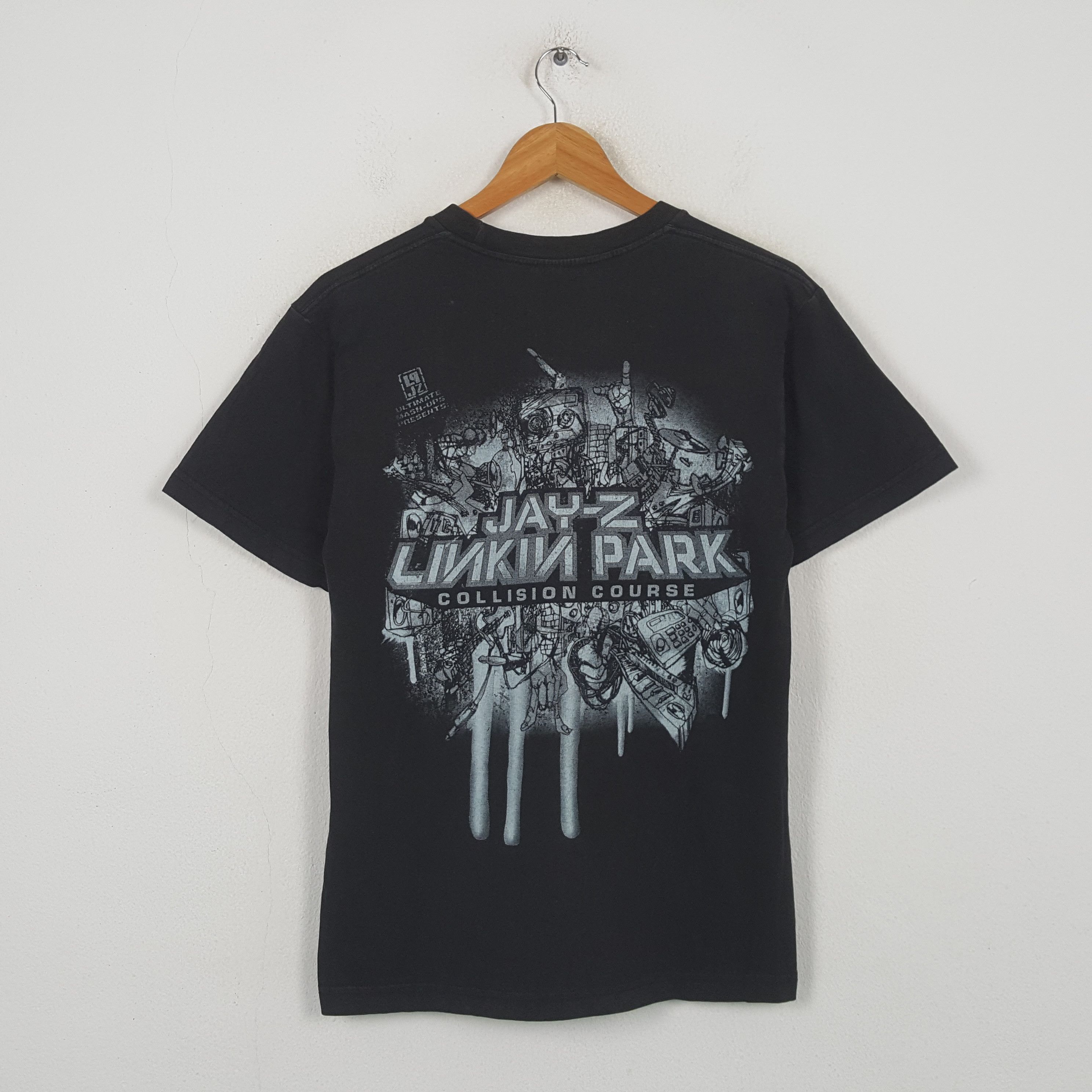 Band Tees Vintage Jay Z x Linkin Park American Rock Band T-shirt RR26 Size US M / EU 48-50 / 2 - 3 Thumbnail