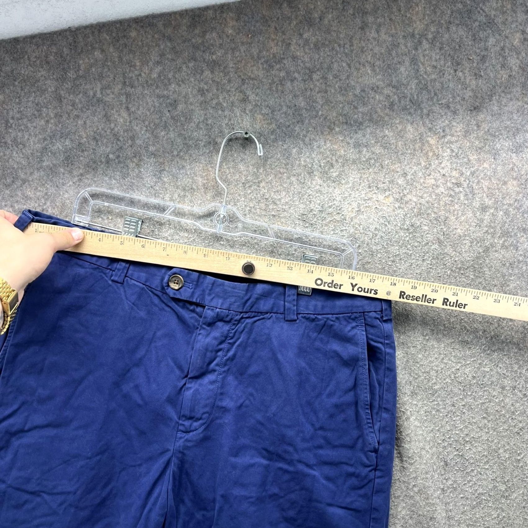 Brooks Brothers Brooks Brothers Shorts Bermuda Mens 36 Blue 100% Cotton Chino Casual Golf Flat Front Zip Fly Pocketed Waist 36 Navy Boys? Size US 36 / EU 52 - 3 Thumbnail