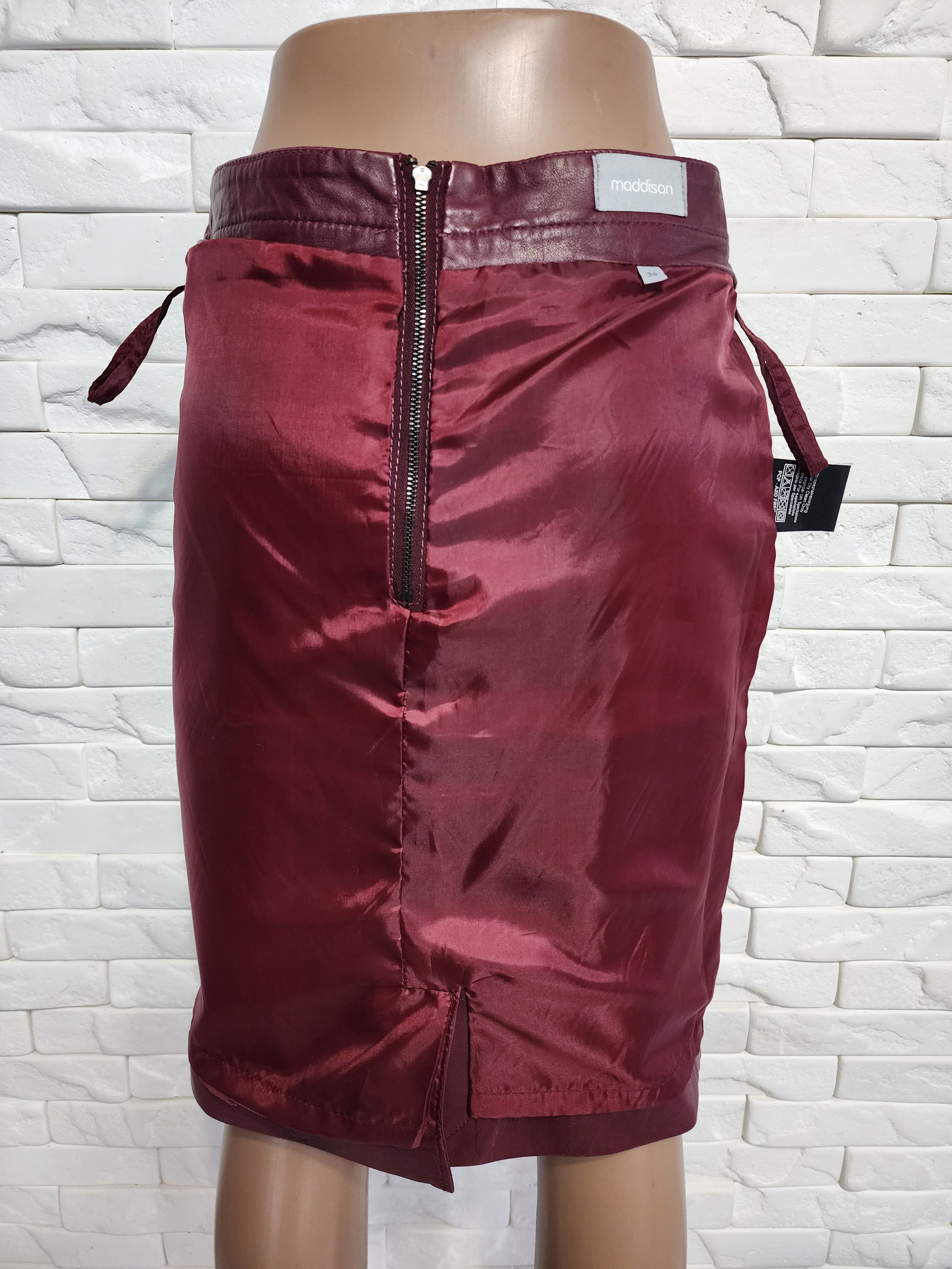 Marks & Spencer Red Leather Skirt Size 29" - 7 Thumbnail
