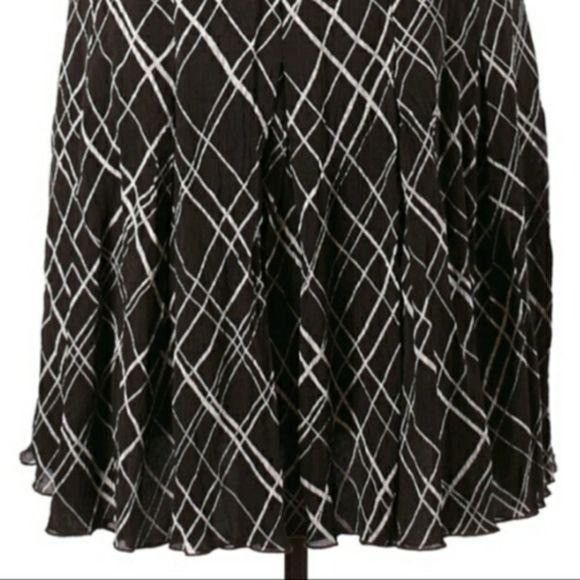 Ellen Tracy Ellen Tracy Silk Pleated Plaid Kirt Sz 14 Brown Crinkle Ful Size 36" / US 14 / IT 50 - 9 Thumbnail