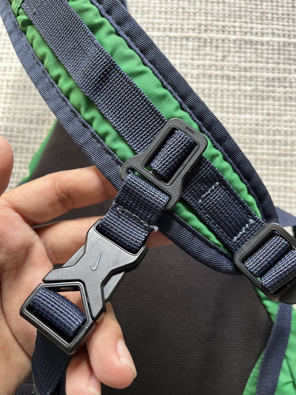 Nike × Vintage Vintage Nike Tri-Harness triangle bag Size ONE SIZE - 4 Thumbnail