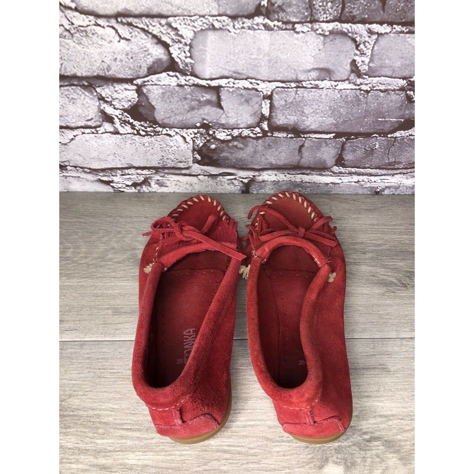 Minnetonka Minnetonka Red Suede Kiltie Fringe Bow Moccasins Shoes Women Size US 6 / IT 36 - 14 Thumbnail