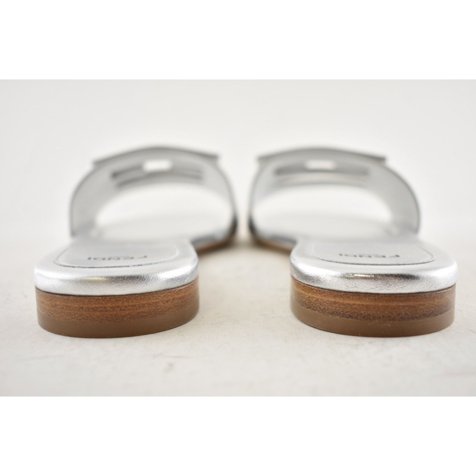 Fendi Fendi Baguette Leather FF Monogram Mule Slide Sandal 39 Size US 9 / IT 39 - 16 Thumbnail