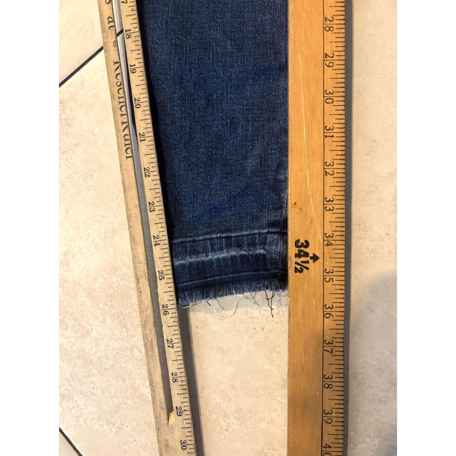Spanx Spanx Womens Medium Blue Pull On Jeggings Distressed Denim Skinny Pants Size 32" / US 10 / IT 46 - 6 Thumbnail