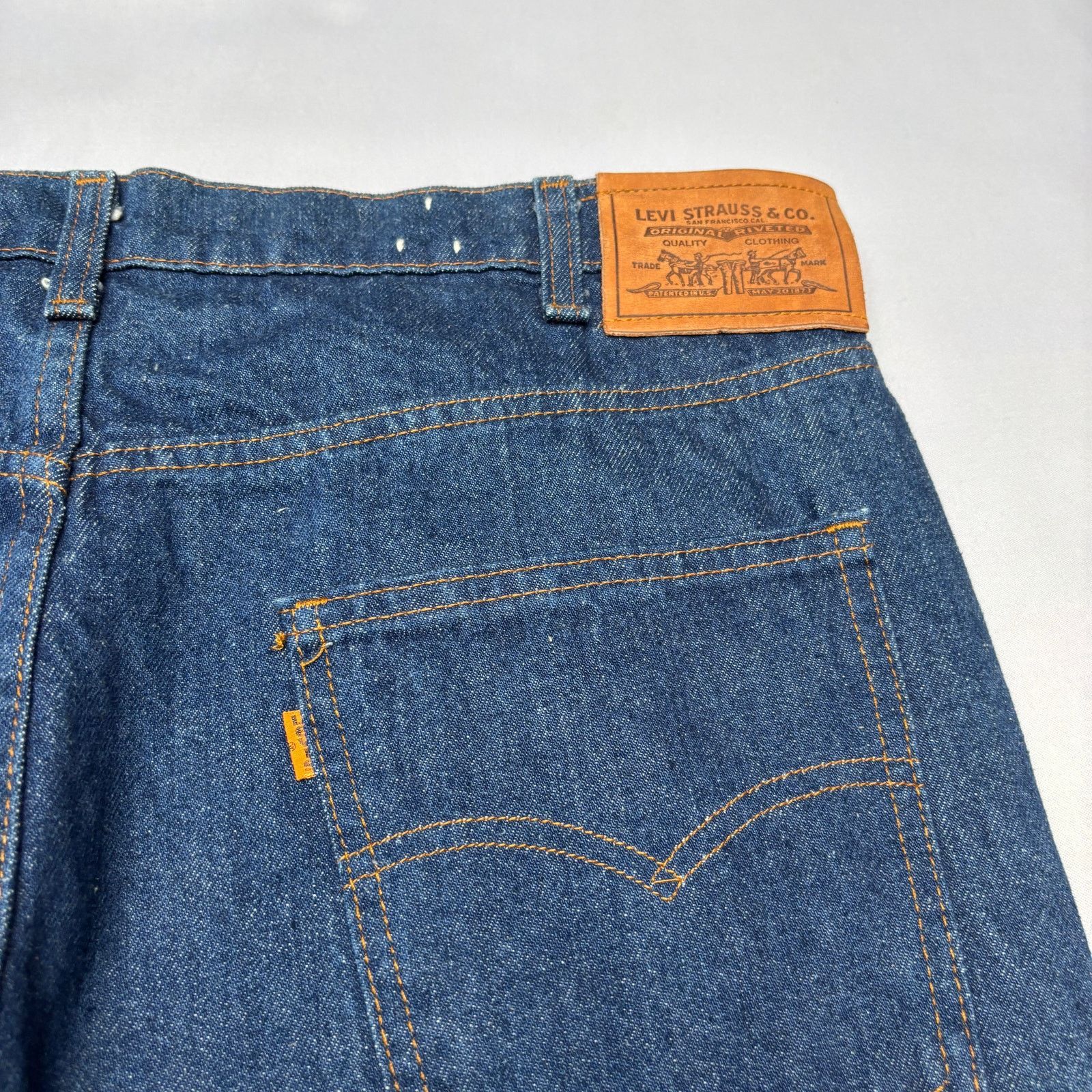 Levi's Vintage Levi's 40517-0215 Boot Cut Flare Jeans Fray 36x34 Size US 36 / EU 52 - 4 Thumbnail