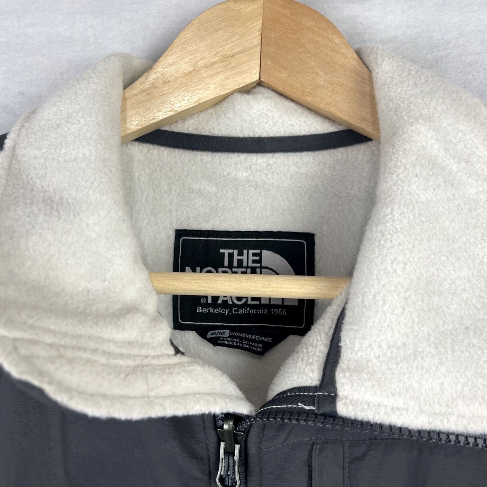 The North Face The North Face Denali Jacket Womens M Black Full Zip Polartec Fleece Size M / US 6-8 / IT 42-44 - 4 Thumbnail
