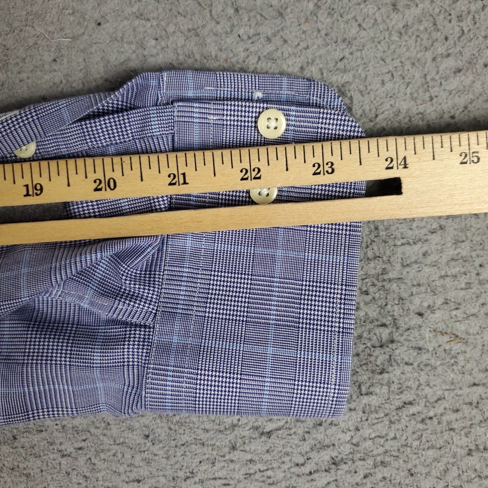David Donahue VINTAGE David Donahue Dress Shirt Men 15.5 Long Sleeve Blue Plaid Business Casual Cotton Size 40R - 7 Thumbnail