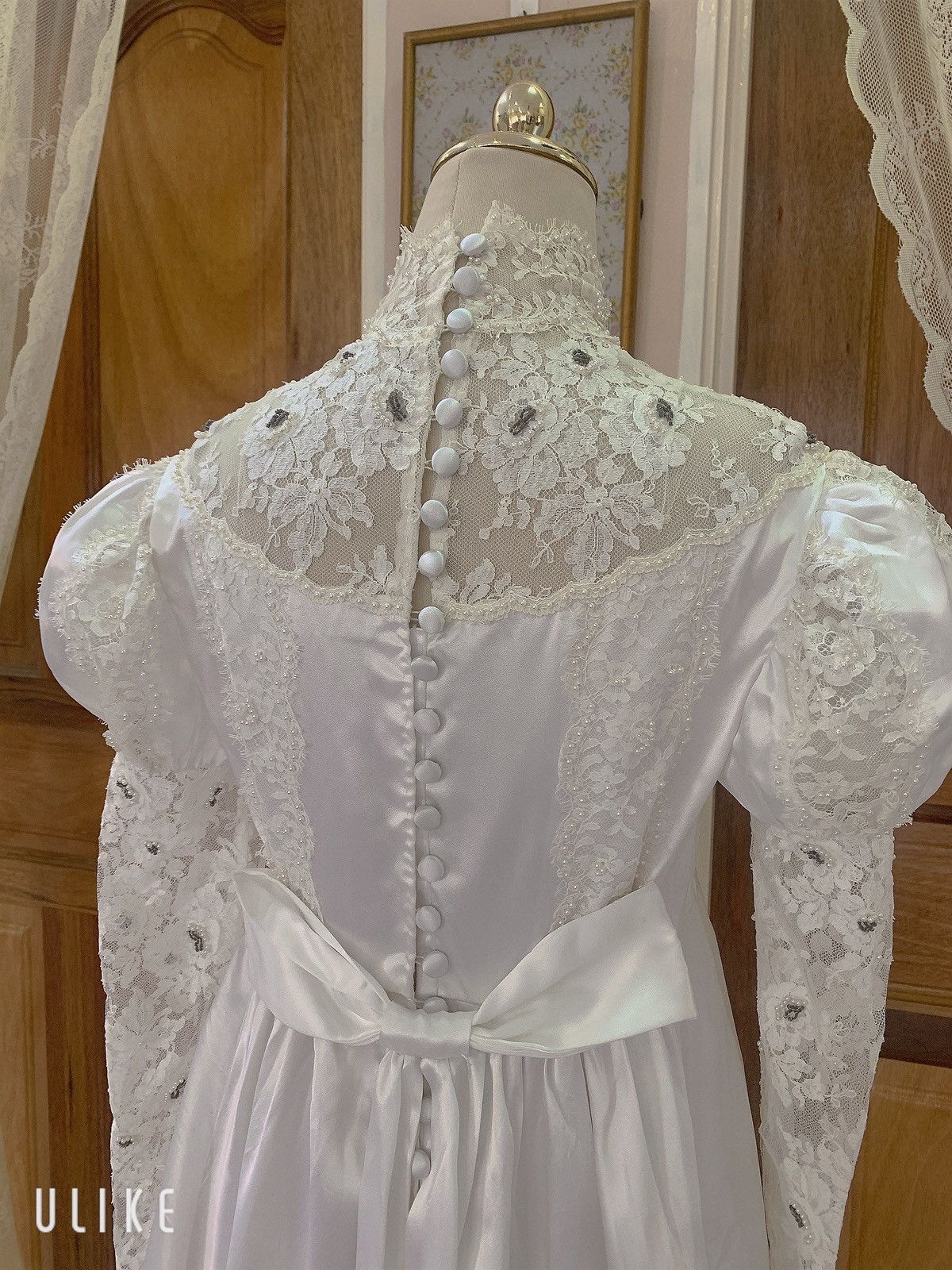 Vintage Vintage wedding gown Size S / US 4 / IT 40 - 7 Thumbnail