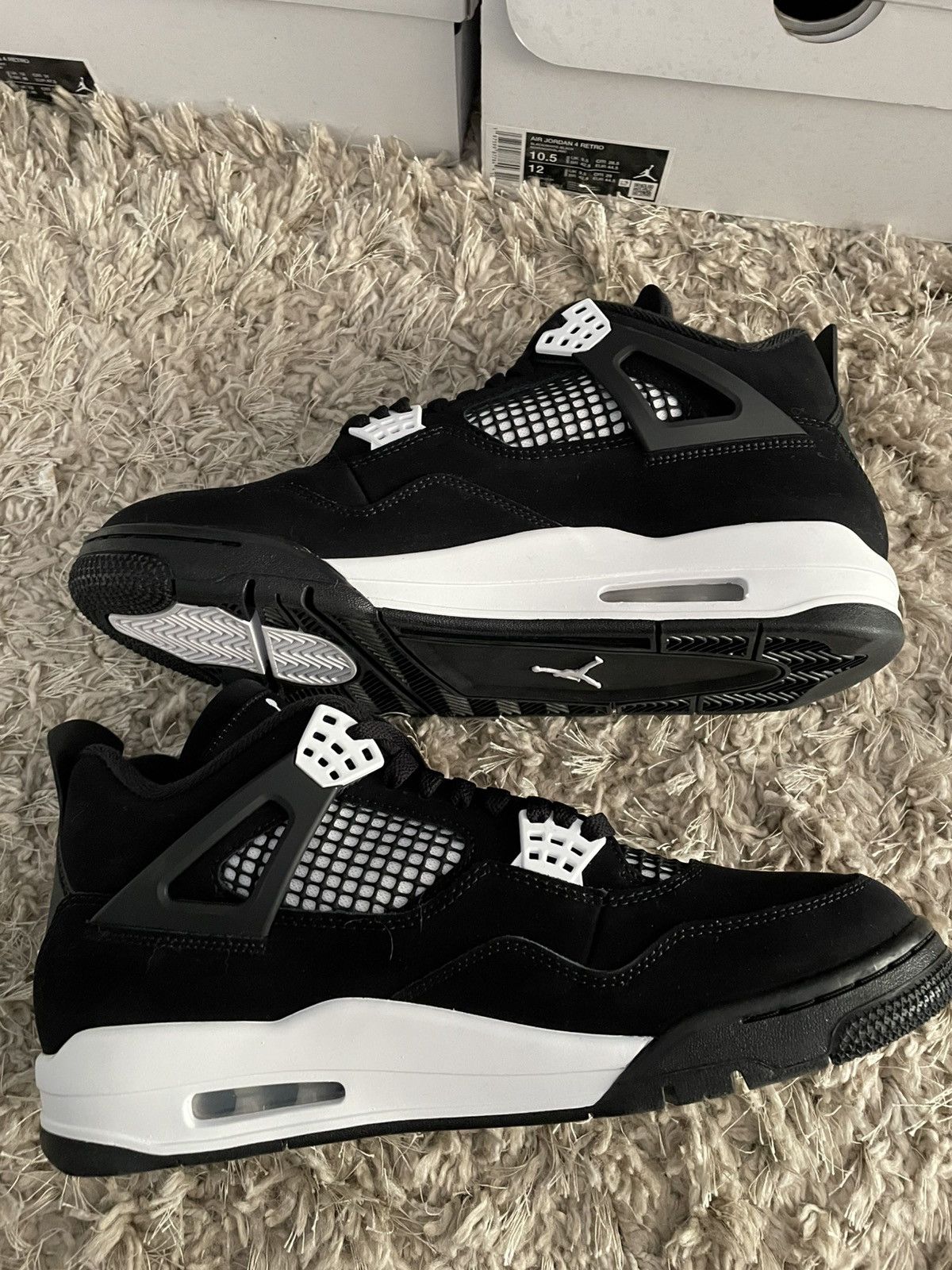 Jordan Brand Jordan 4 White Thunder Size US 11 / EU 44 - 3 Thumbnail