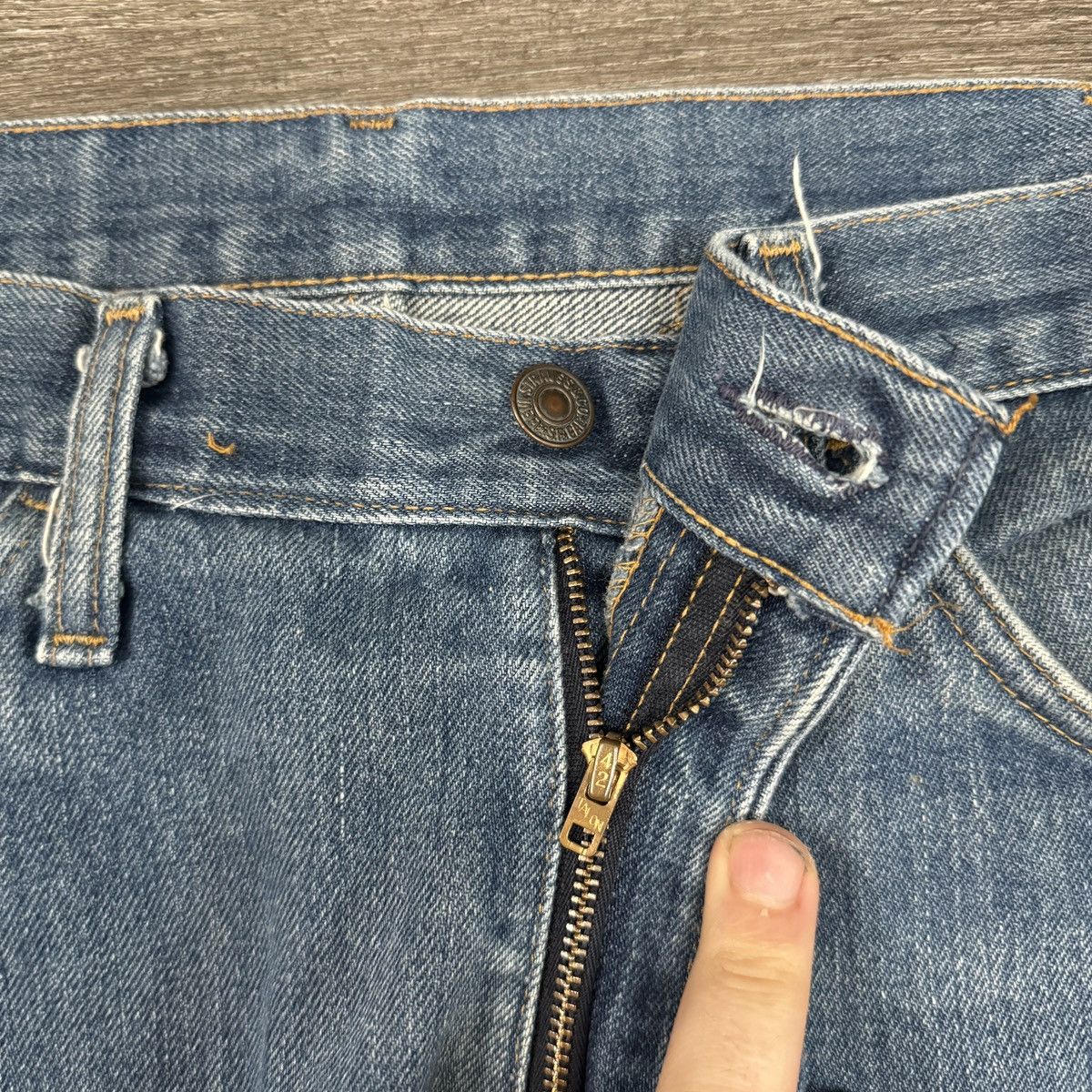 Japanese Brand × Levi's × Vintage Rare Vintage 1970s Levi’s 646 Bellbottom distressed Size US 34 / EU 50 - 5 Thumbnail