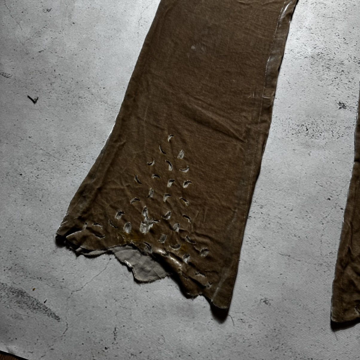 Roberto Cavalli vintage flared distressed class roberto cavalli velour pants Size 30" / US 8 / IT 44 - 3 Thumbnail