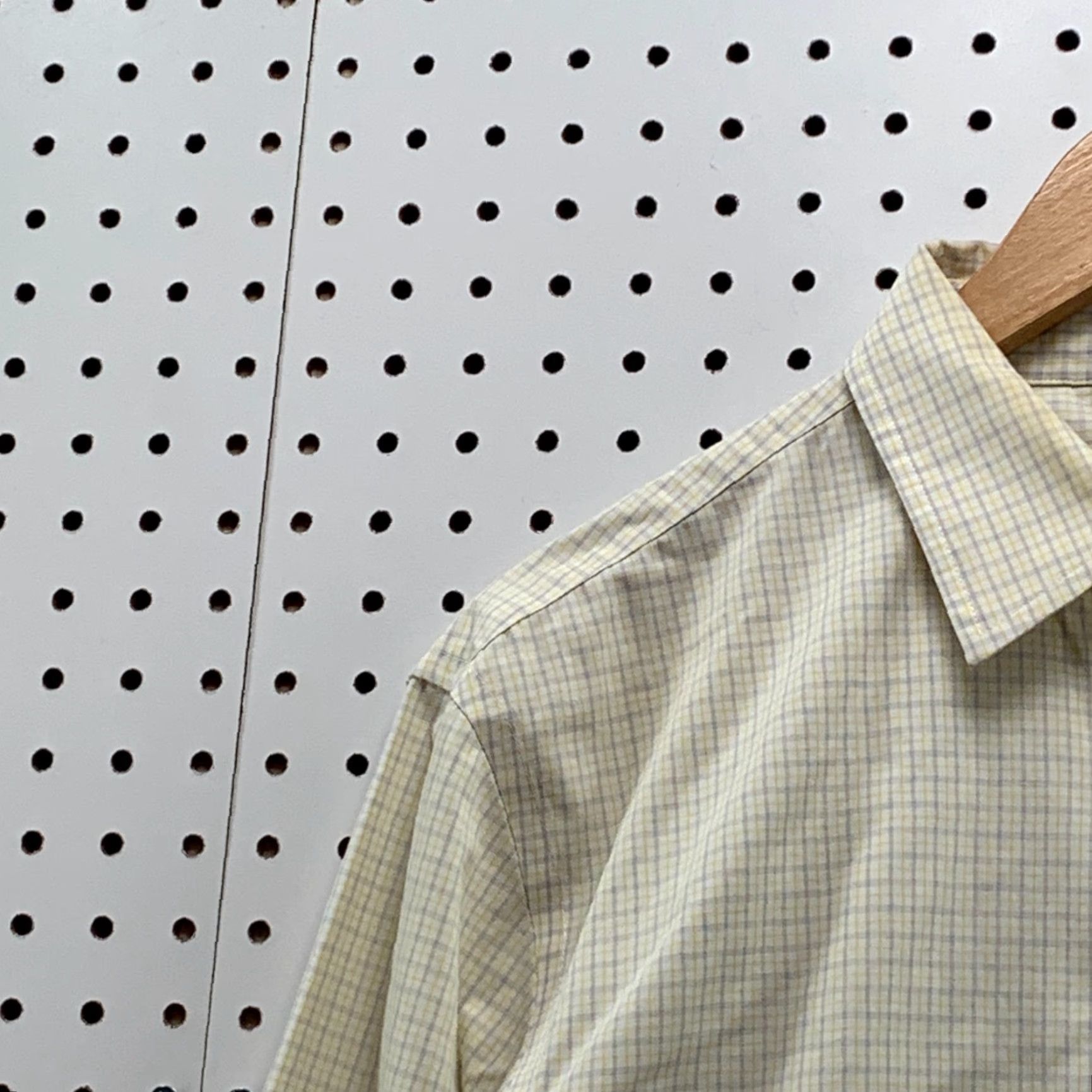 Banana Republic Banana Republic Shirt Mens Large Slim Fit Non Iron Tailored Button Yellow Plaid Button-Up Casual 90s Classic Size US L / EU 52-54 / 3 - 7 Thumbnail