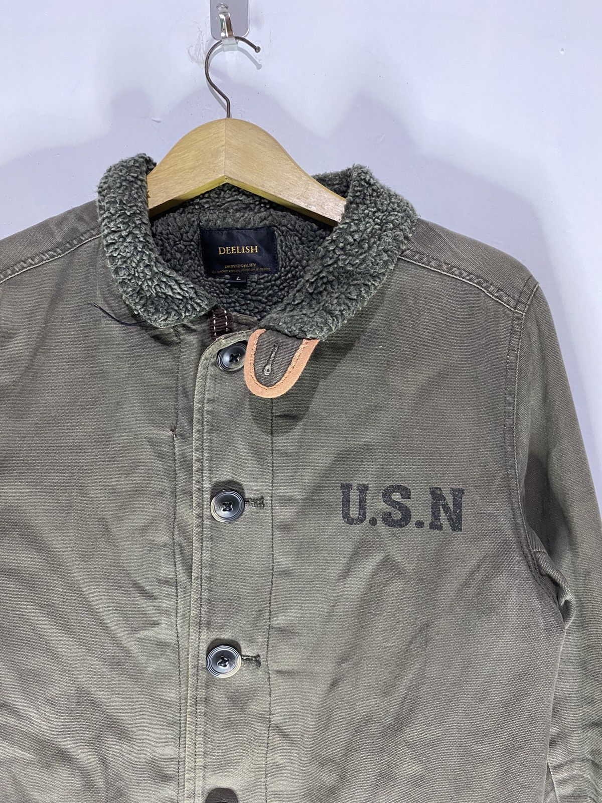 Buzz Rickson's Vintage U.S.N N1 deck deelish repro jacket Size US L / EU 52-54 / 3 - 4 Thumbnail