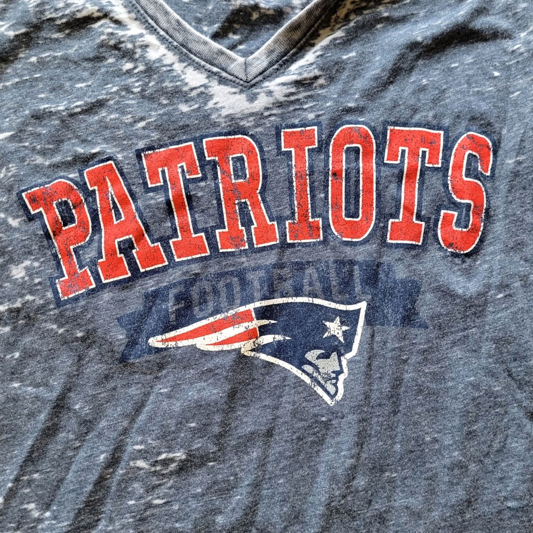 NFL NFL Patriots T Shirt Womens Medium Gray Burnout V Neck Short Sleeve NFL Apparel Patriots Shirt Women M Size M / US 6-8 / IT 42-44 - 2 Thumbnail