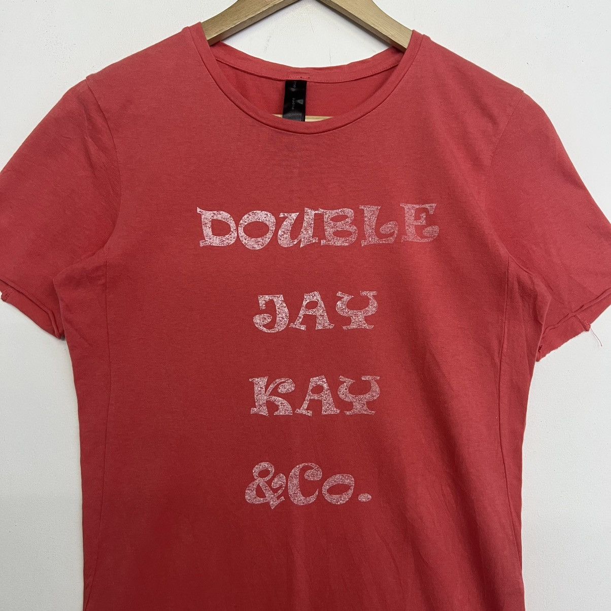 wjk WJK & CO. JAPAN RAW CUTTING DESIGN TSHIRT Size US S / EU 44-46 / 1 - 2 Thumbnail