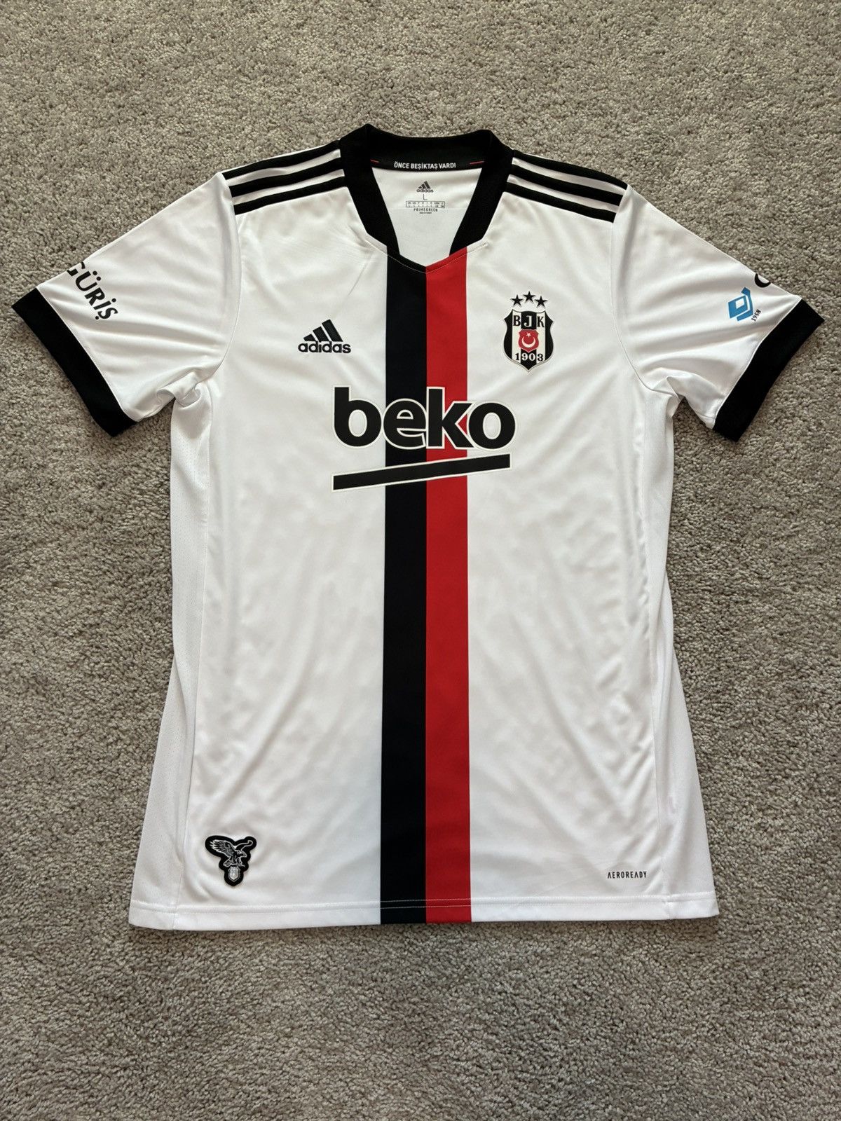 2021/2022 Besiktas Home Kit