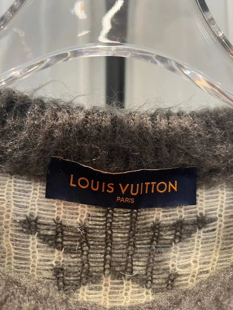 Louis Vuitton Louis Vuitton Star Pattern Mohair Sweater. Size US L / EU 52-54 / 3 - 4 Thumbnail