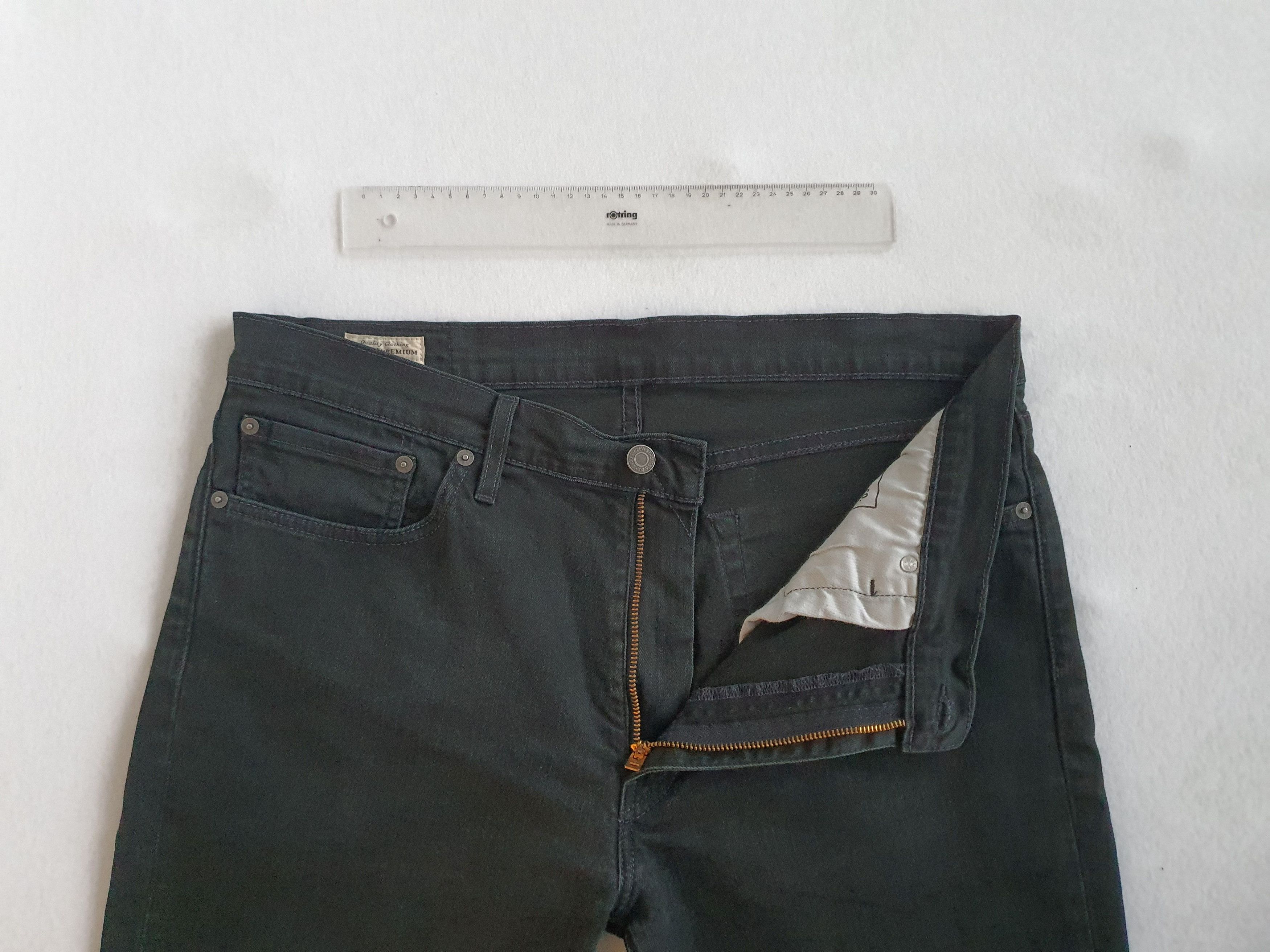 Levi's PREMIUM '511 Slim Fit Jeans' (PC9: 04511-1507) - Sz W36 L25 Size US 36 / EU 52 - 4 Thumbnail