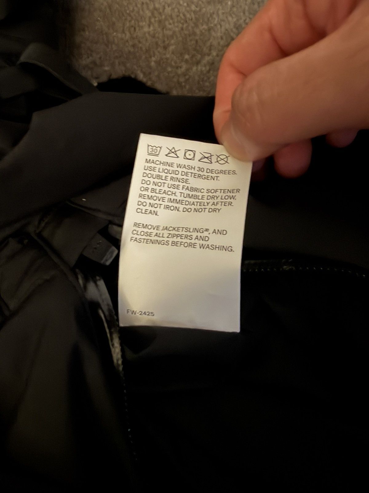 Acronym Acronym J91A-WS Size US S / EU 44-46 / 1 - 5 Thumbnail