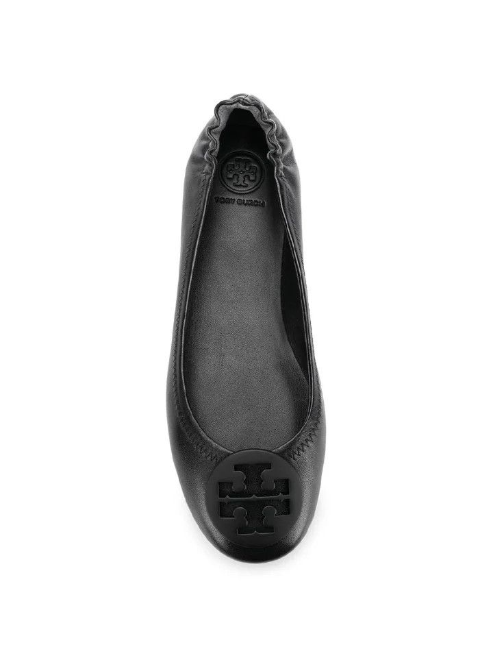 o1s22i1n1024 Shiny Leather Ballet Flats in Black