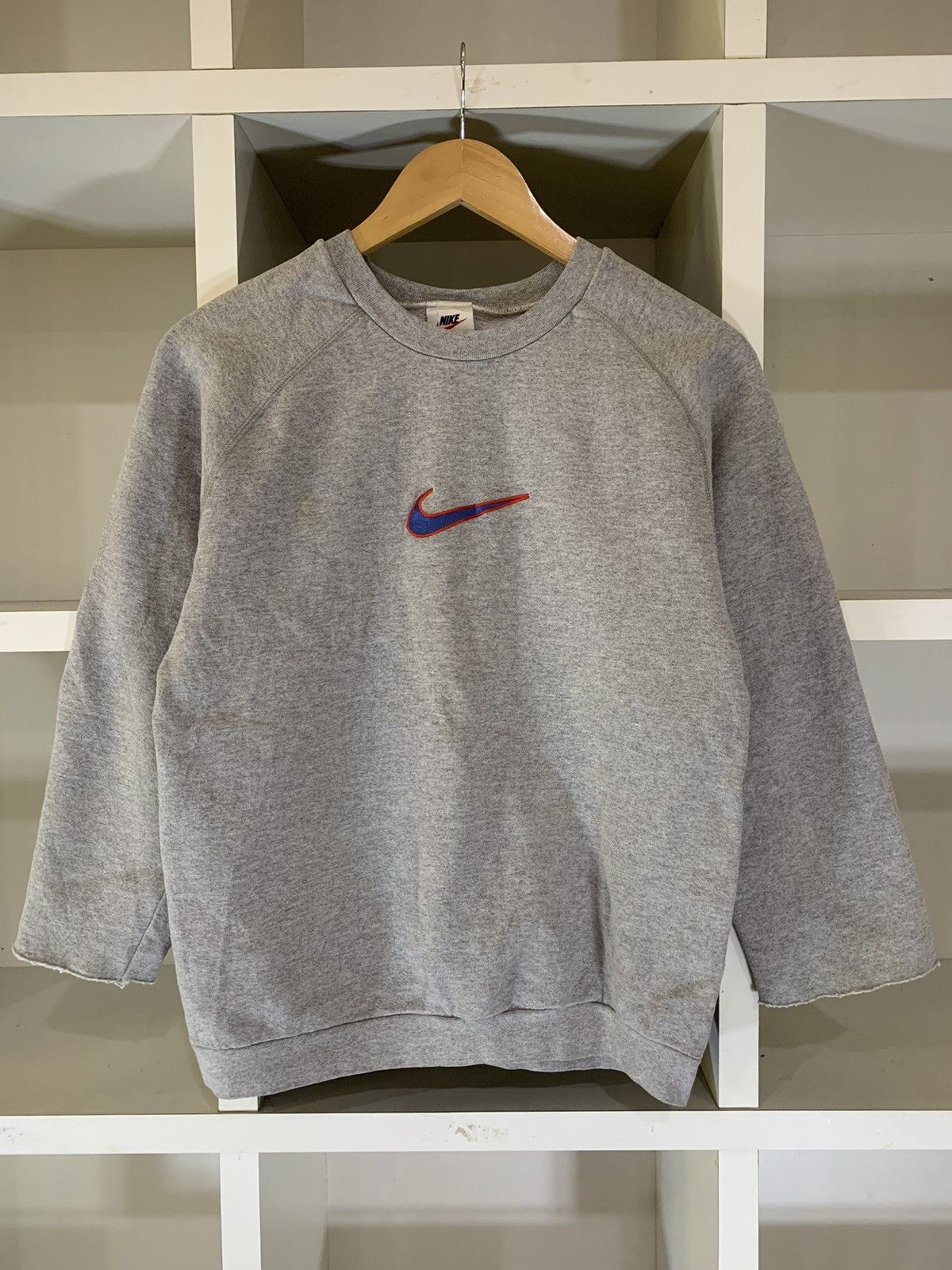 Nike × Vintage Vintage Nike Centre Logo for Kids Size US L / EU 52-54 / 3 - 1 Thumbnail