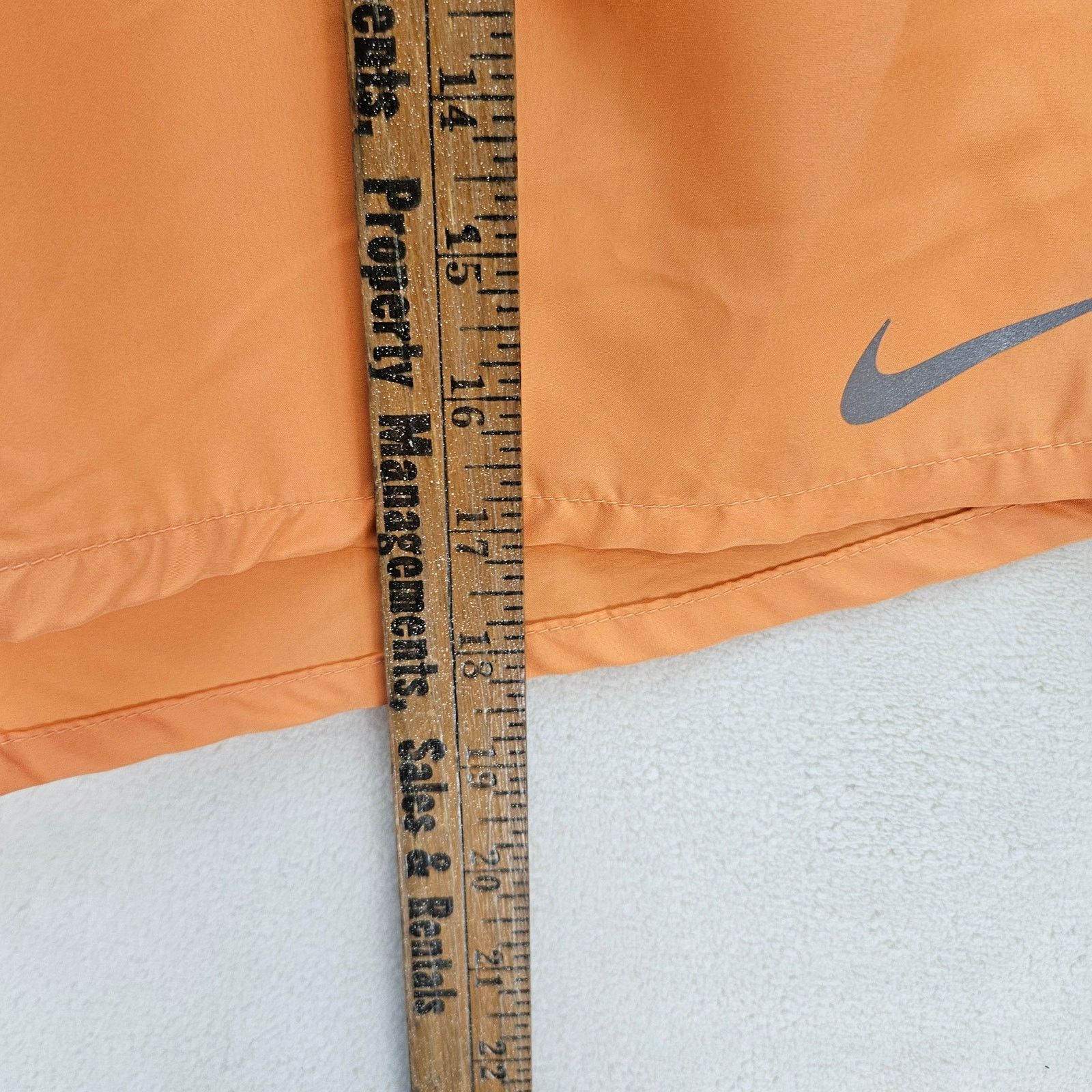 Nike NIKE MEN'S XXL CHALLENGER BRIEF-LINED 7" RUNNING SHORTS ORGE Size US 35 - 3 Thumbnail