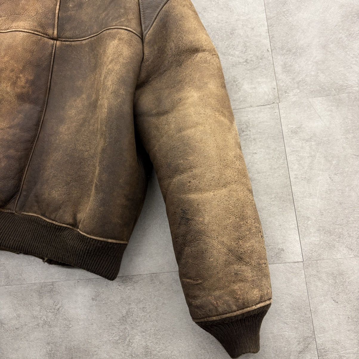 Schott Schott B-6 Sheepskin Flight Jacket – Made in USA (L) Size US L / EU 52-54 / 3 - 10 Thumbnail