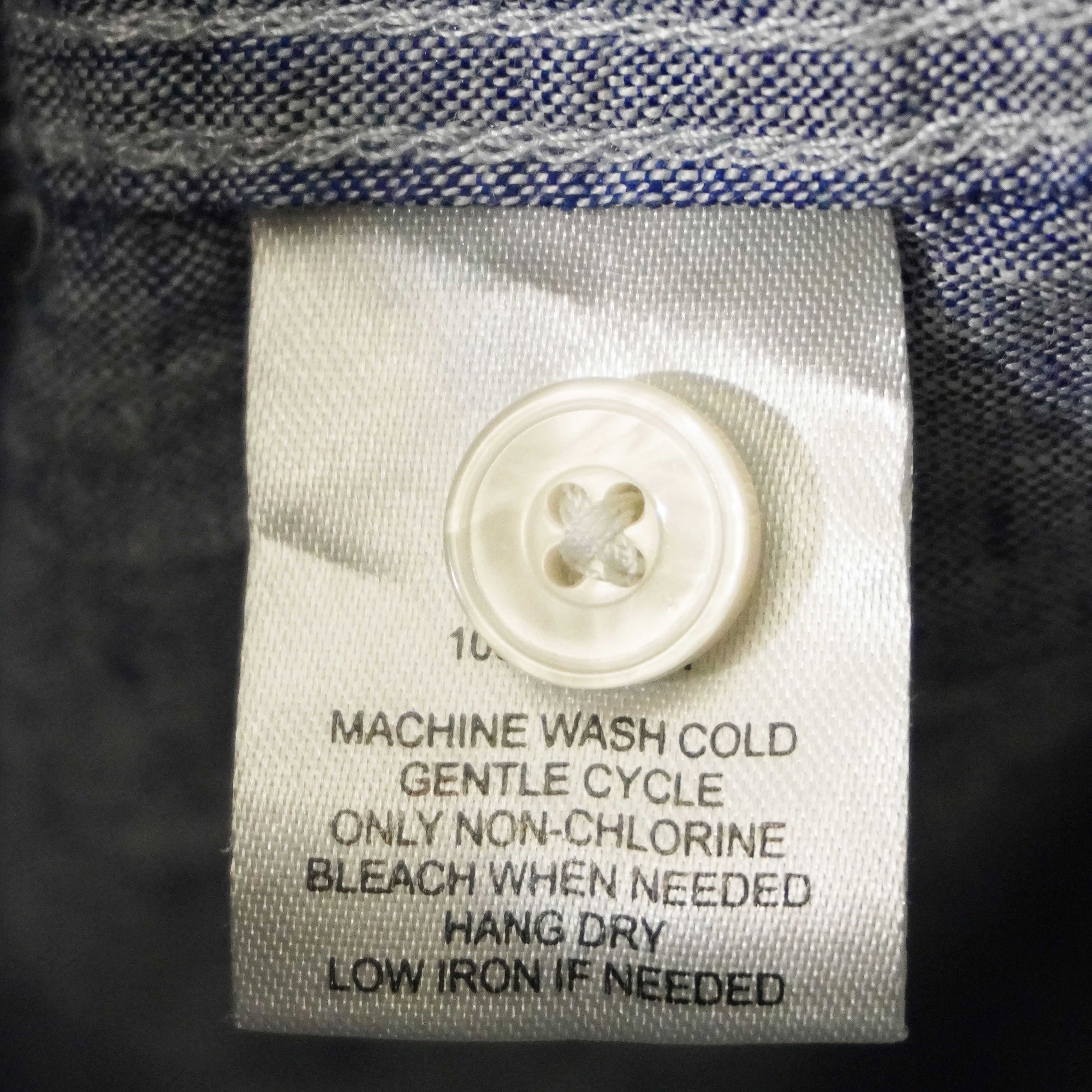 UNTUCKit UNTUCKit 100% Linen Chambray Blue Button Down Men's Large Size US L / EU 52-54 / 3 - 5 Thumbnail