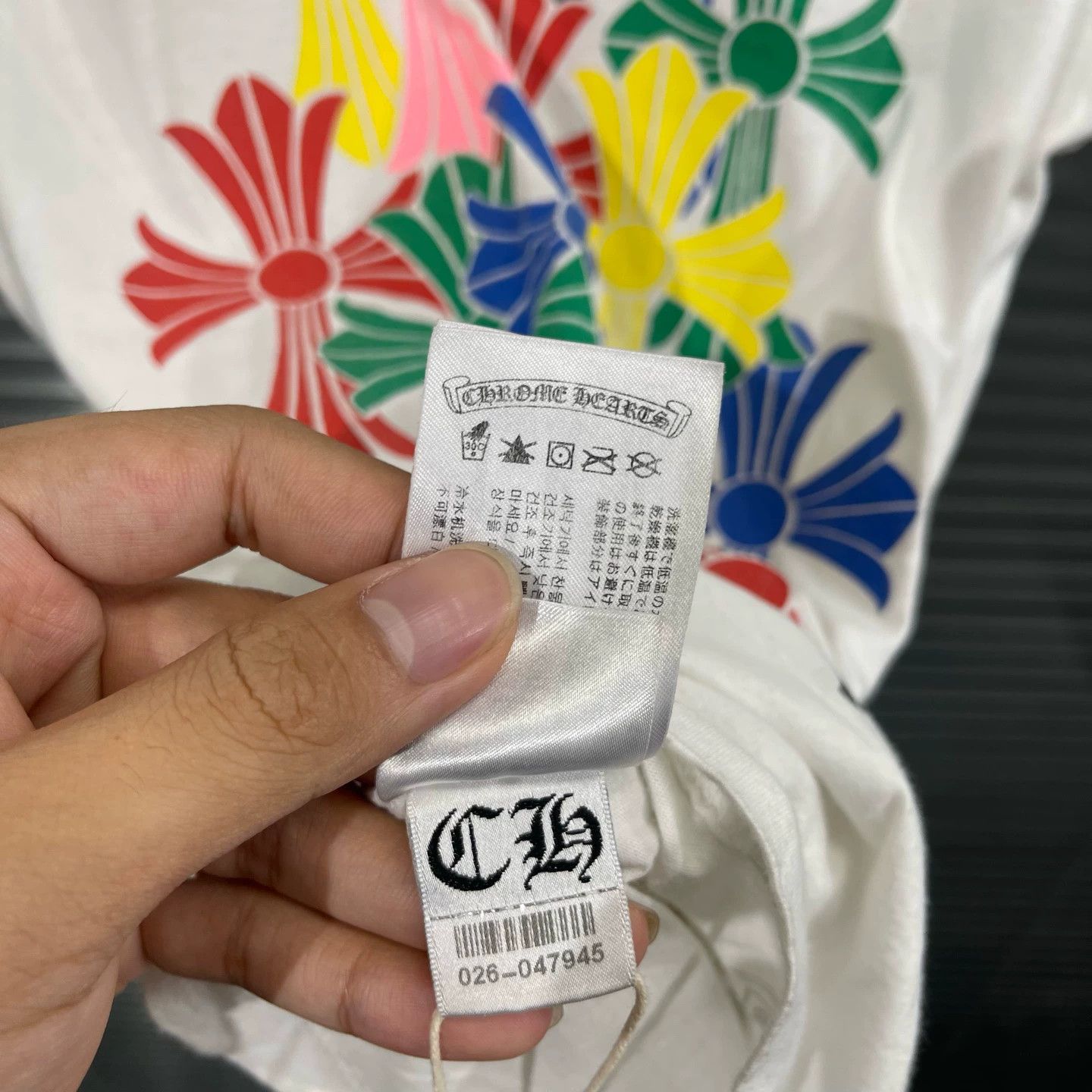 Chrome Hearts Chrome Hearts White Rainbow Cross Tee S 99 New Size US S / EU 44-46 / 1 - 8 Thumbnail