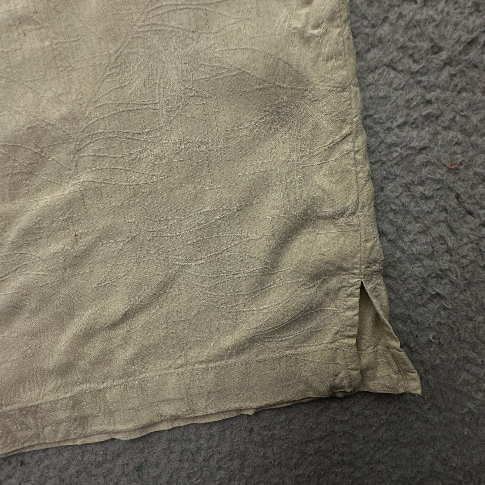 Tommy Bahama Tommy Bahama Button Up Shirt Mens XXL Beige Tan Silk Size US XXL / EU 58 / 5 - 5 Thumbnail