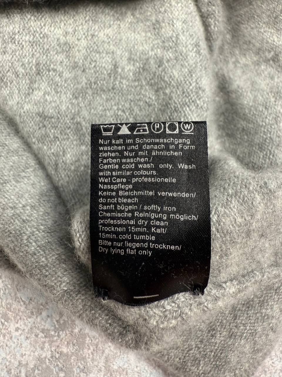 Iris von Arnim Iris von Arnim Cashmere Sweater Size M / US 6-8 / IT 42-44 - 7 Thumbnail