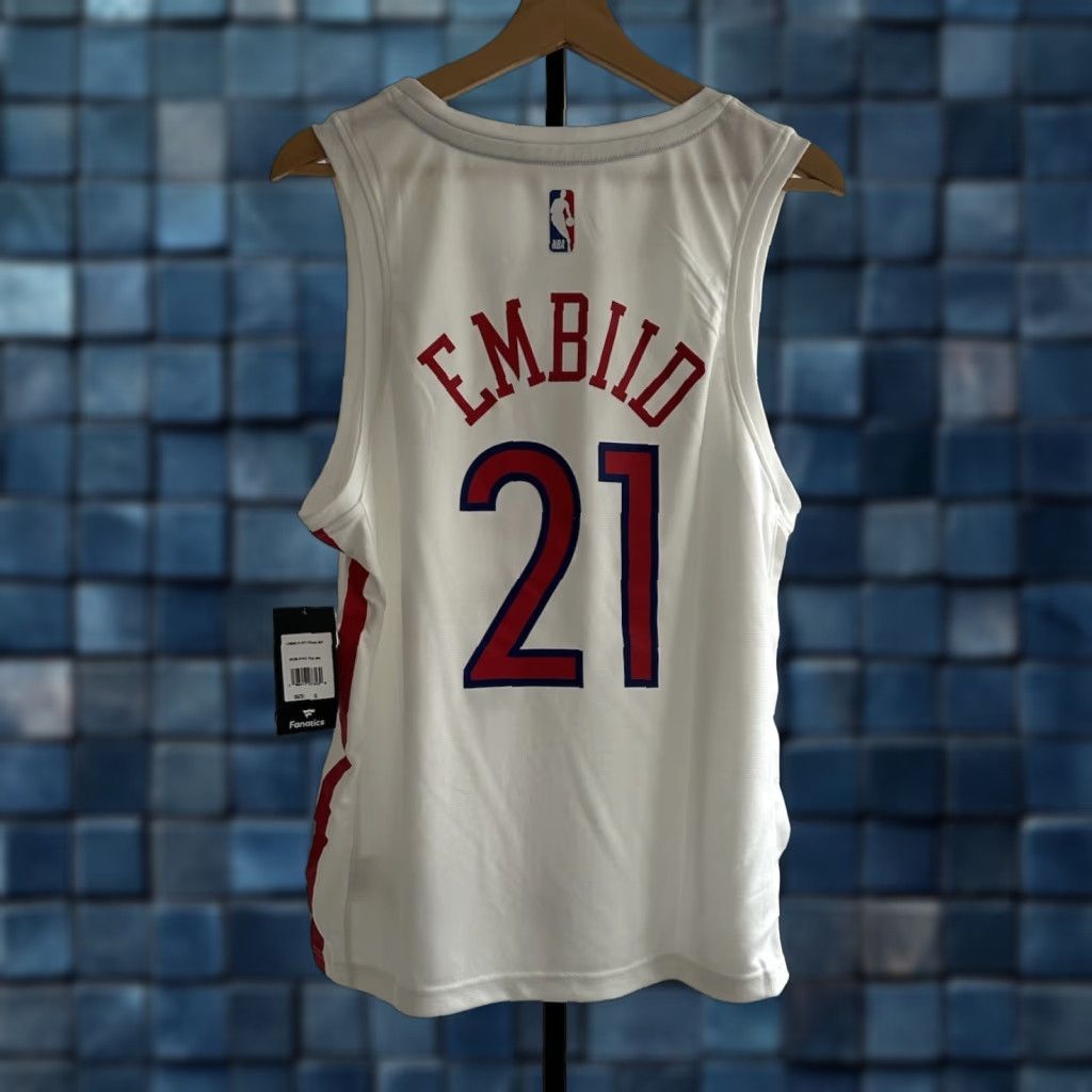 Vintage VINTAGE Fanatics Philadelphia 76ers Jersey City Edition #21 Joel Embiid Sleeveless S White Men's Regular Nike Swingman Basketball Shirt Size US S / EU 44-46 / 1 - 1 Thumbnail