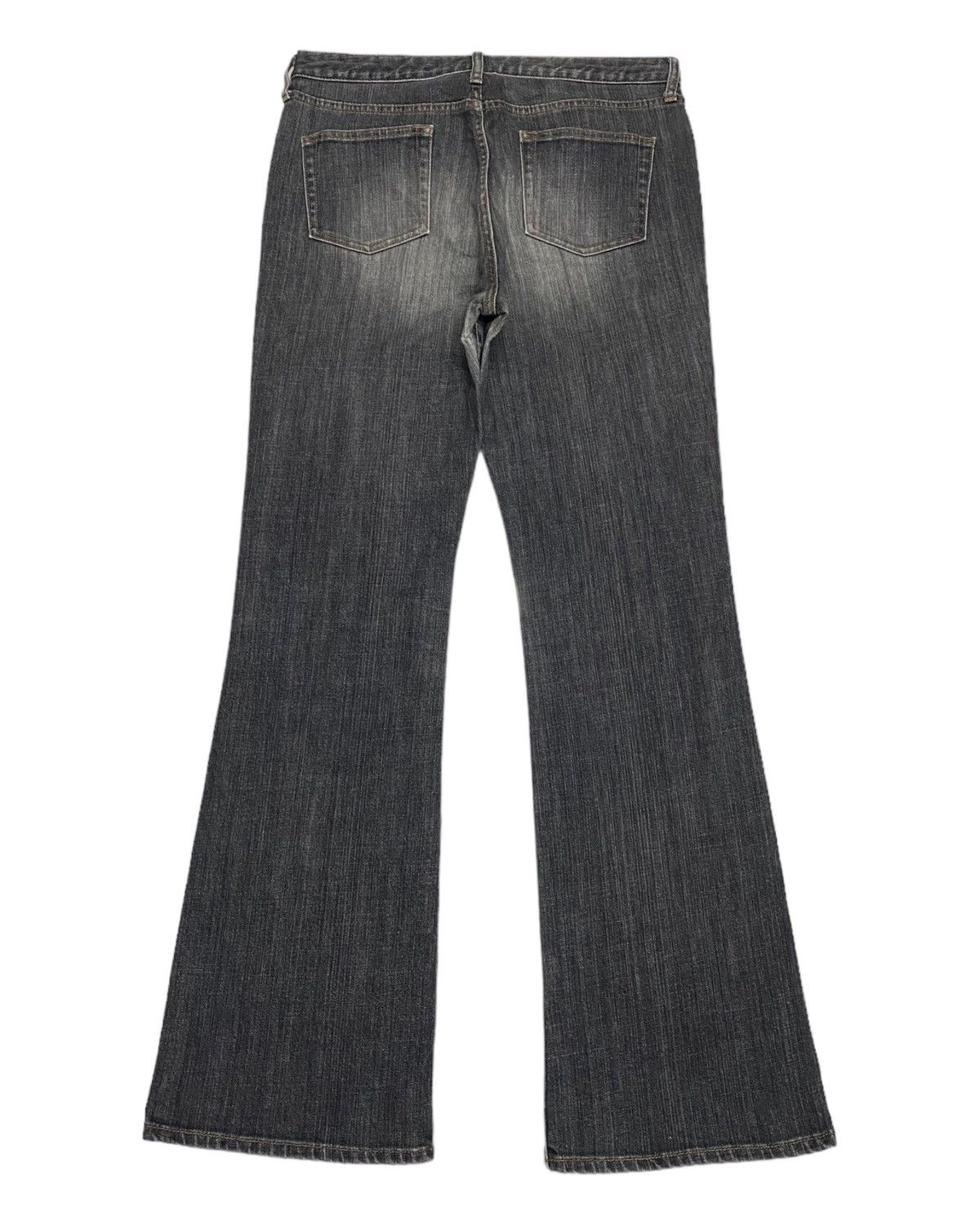 Uniqlo FLARE🔥FADED BLACK DISTRESSED DENIM FLARE DENIM JEANS UNIQLO Size US 31 - 2 Thumbnail