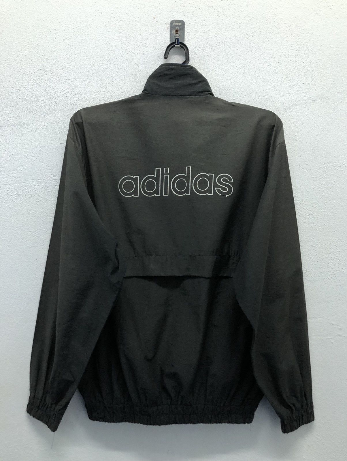 Adidas Vintage Adidas Descente The Brand With The 3 Stripes Jacket Size US L / EU 52-54 / 3 - 2 Thumbnail
