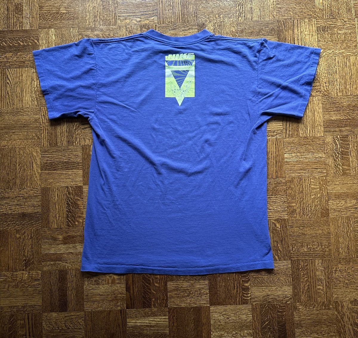 Nike Vintage 90s Nike Faded Graphic Tee Size US L / EU 52-54 / 3 - 2 Thumbnail